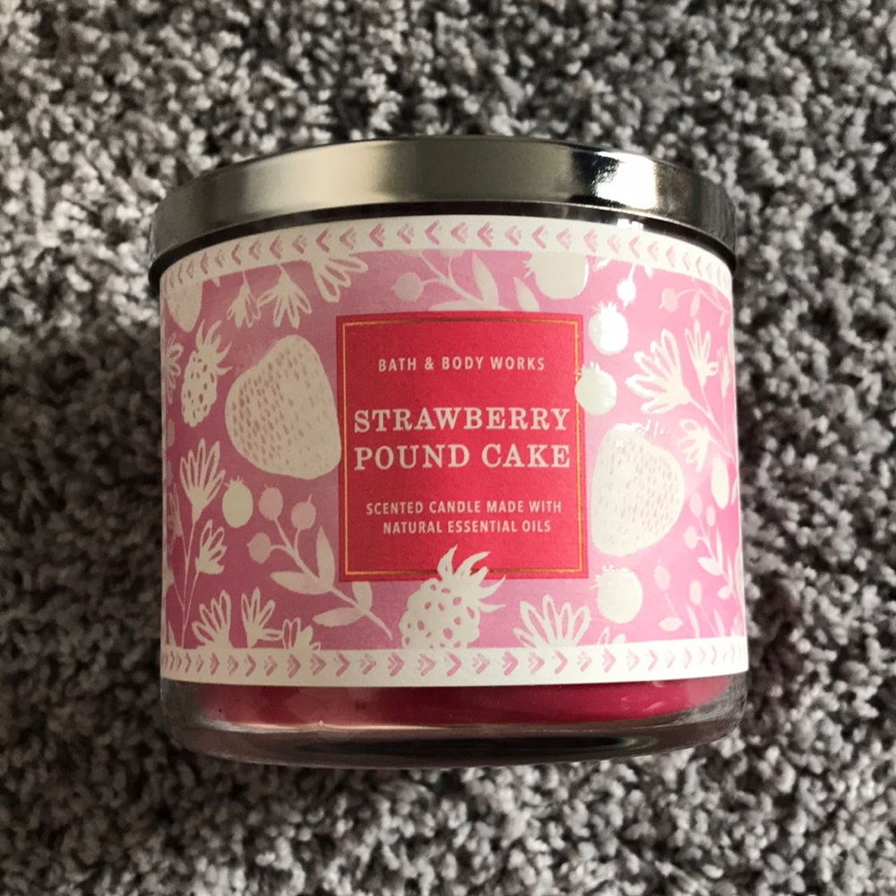 Brandnew three wick candle bath and body works